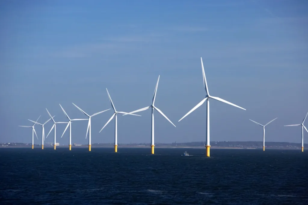 Britain’s Storms Are Rewriting the Power Map as Wind and Solar Surge