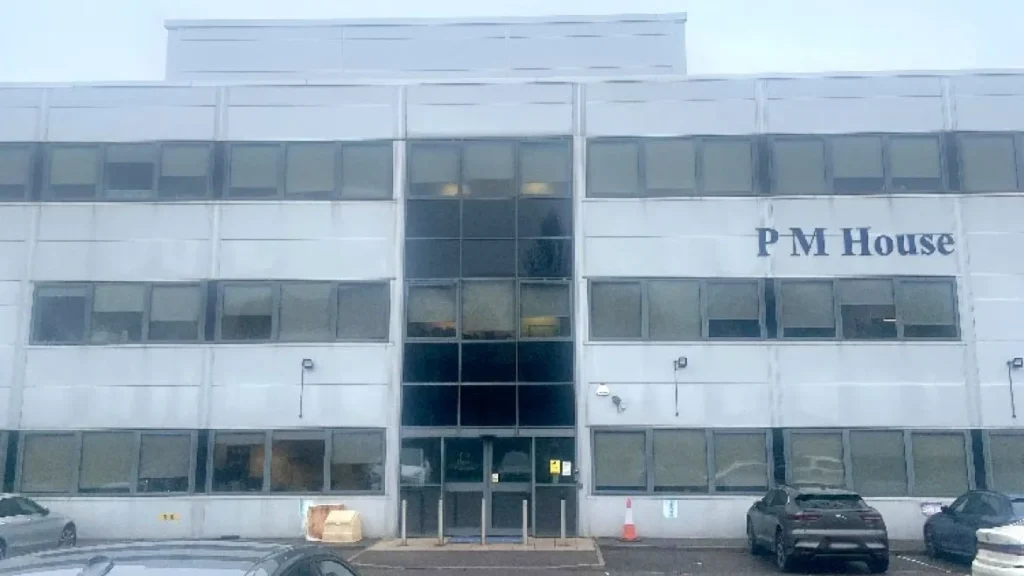 Probe Launched After £1m Feared Missing in PM Law Collapse