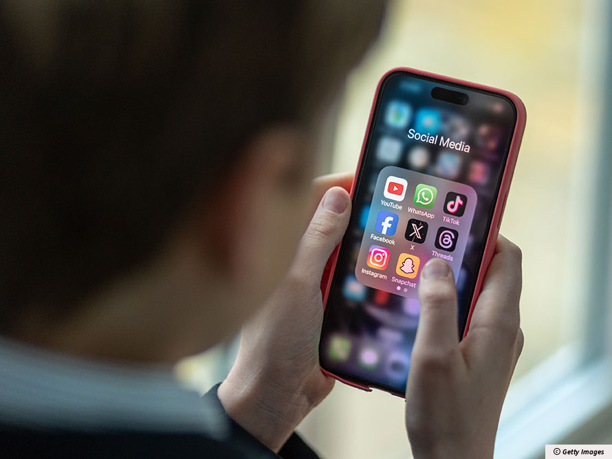 UK Parliament Votes Down Under-16 Social Media Ban